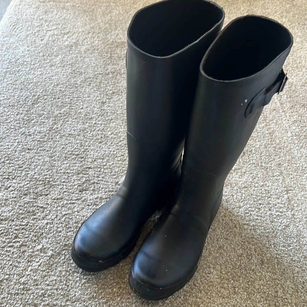 Rain boots